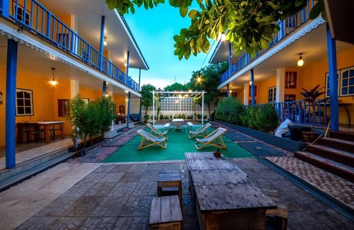 Nong Pla Lai Hotel | The kn kohlarn