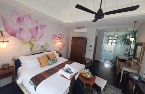 San Chao Pho Suea Casa | The Knight House Bangkok