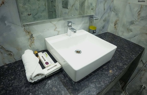 Bareilly Hotel | The Krati Resort
