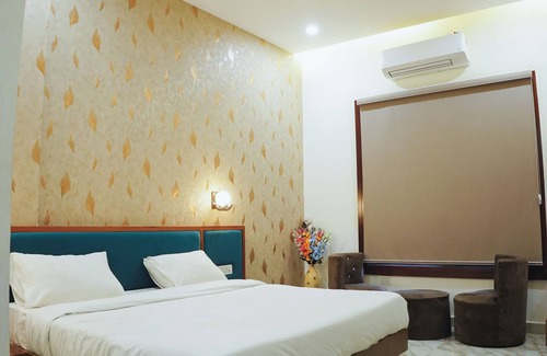 Bareilly Hotel | The Krati Resort