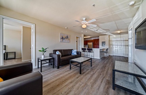 Bay Area Apartamento | The Kristi 432
