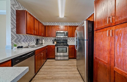 Bay Area Apartamento | The Kristi 432