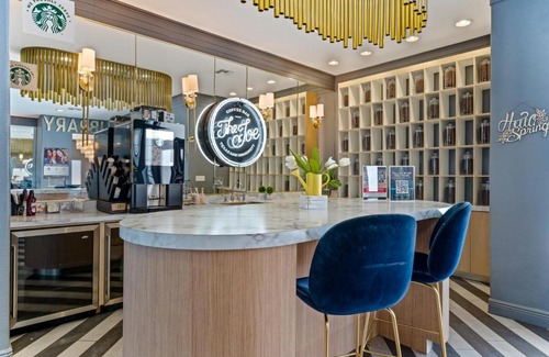Bay Area Apartamento | The Kristi 432