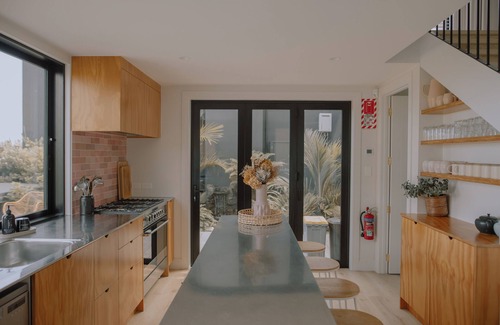 Muriwai Apartamento | The KULA Shala - Muriwai Beach