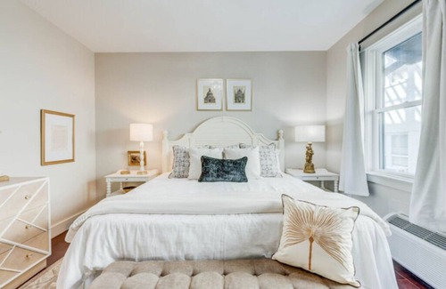 Historic Downtown Manteo Apartamento | The La Dolce Vista Room