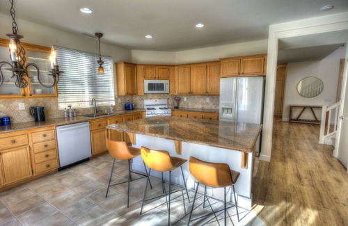 Castaic Otro | The Lagoon Home Away From Home!