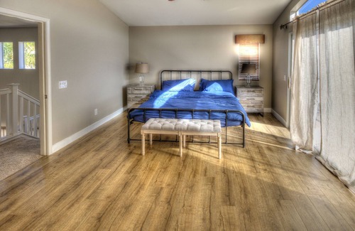 Castaic Otro | The Lagoon Home Away From Home!