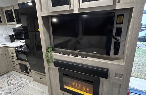 Foley Casa | The Lake Escape RV Meets The Beach