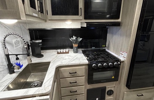 Foley Casa | The Lake Escape RV Meets The Beach