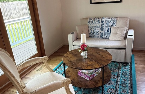 Lake Geneva Casa | The Lake Geneva Lodge - Walkable tonDowntown & Beach
