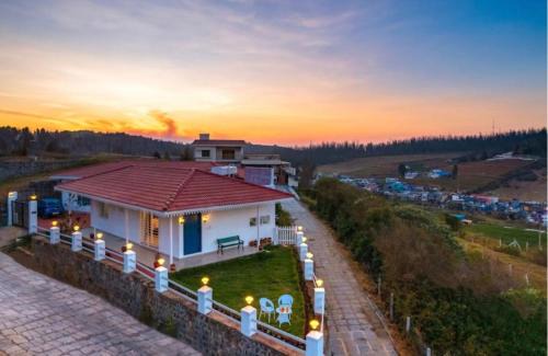 Kandal Hotel | The Lake House Ooty