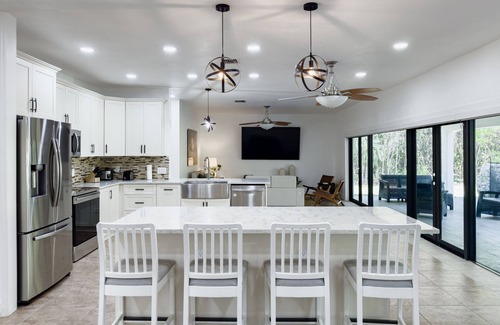 Homestead Casa | The Lake House