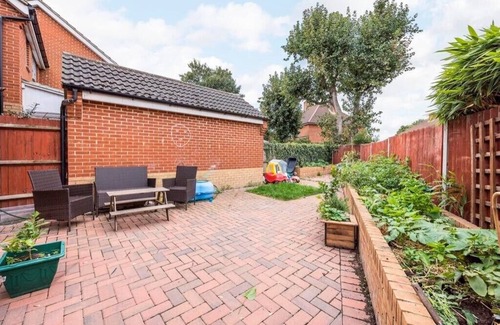 Becontree Apartamento | The Lake Hub