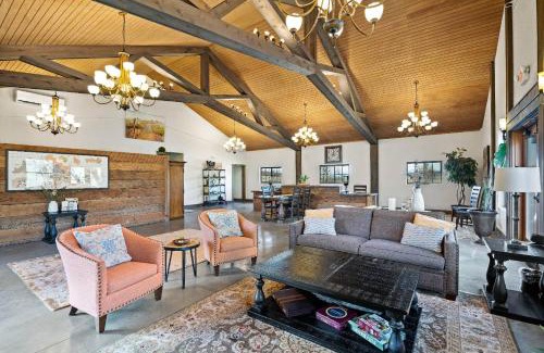 Yamhill Casa | The Lakehouse