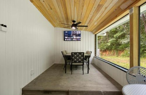 Sloans Valley Casa | The Lakeside Escape