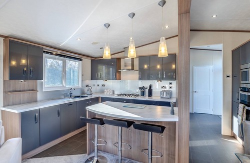 Woodhall Spa Cabaña | The Lancaster - UK48336