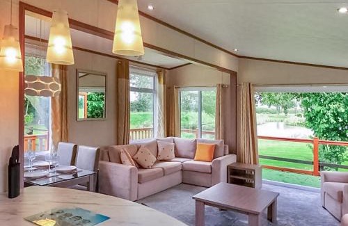 Woodhall Spa Casa | The Lancaster - Uk48336