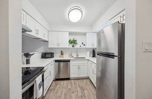 North Arlington Apartamento | The Landry 100 | Spacious and Cozy 2 Bedroom 2bth