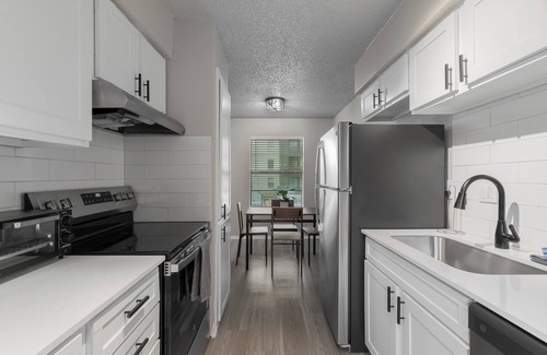 North Arlington Apartamento | The Landry 129 | Spacious and Cozy 1 Bedroom 1bth