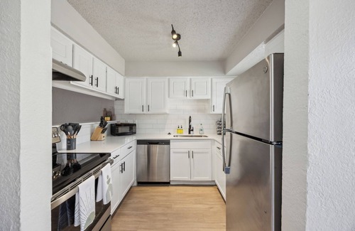 North Arlington Apartamento | The Landry 174 | Spacious and Cozy 2 Bedroom 2 bth