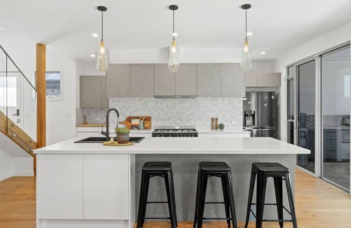 Lennox Head Apartamento | The Lane is an opulent holiday home ideal for a family and friends retreat.