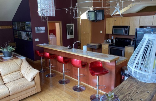 Lansing Casa | The Lansing Loft