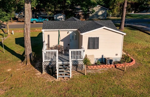 Hollands Landing Casa | The Last Resort at Martins Landing