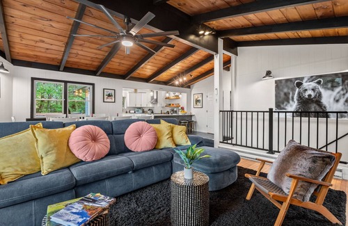 Albrightsville Chalet De Esquí | The Lazy Bear Cabin, Dome, Hot Tub, Sauna & More!