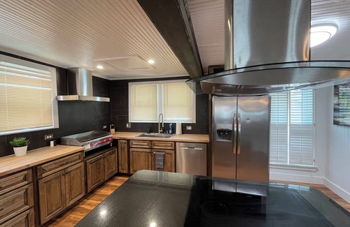 Russells Point Casa | The Lazy Duck at Indian Lake!