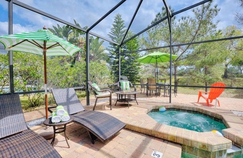 Briargrove Casa | The Lazy Lime-Hidden Mickey Scavenger Hunt-House near Disney-Pool & Hot tub!