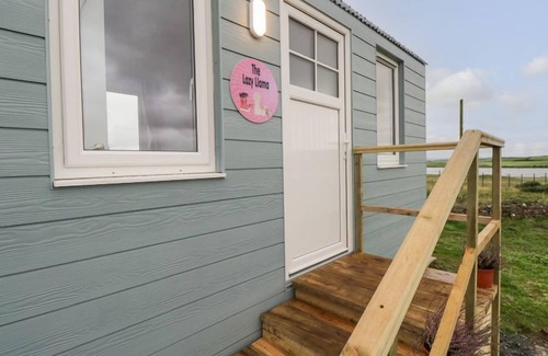 Ballyshannon Apartamento | The Lazy Llama Shepherd Hut Campview Farm Stay