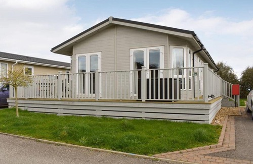 Stretham Casa | The Lazy Otter No 39-UK30748