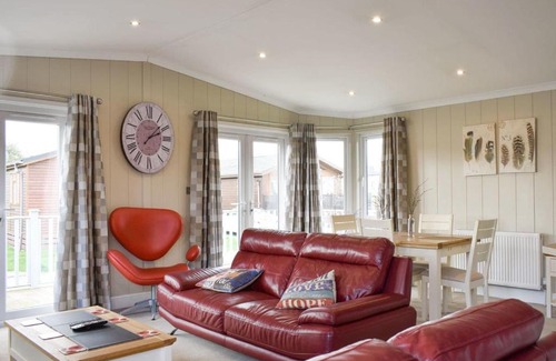 Stretham Casa | The Lazy Otter No 39-UK30748