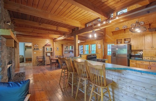 Wayland Cabina | The Legacy Luxury Cabin- Lake Milton Sleeps 22, OFERTA ESPECIAL $ 282 por noche!