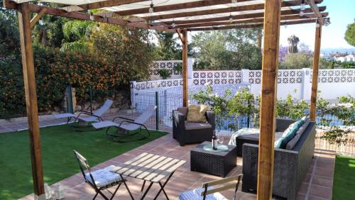 Torremolinos Casa | The Lemon Grove House - large private garden, private pool - perfect for families