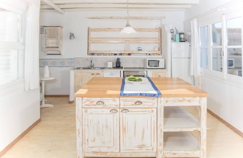Fanari Villa | Apartamento en villa, con impresionantes vistas al mar.