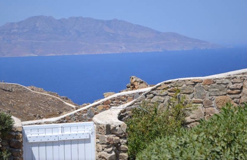 Fanari Villa | Apartamento en villa, con impresionantes vistas al mar.