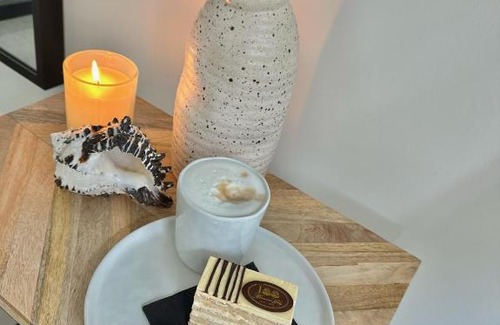 Noordwijk Cabina | The Lighthouse Cabin