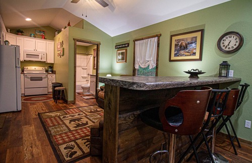 Robbinsville Cabina | The Lil House