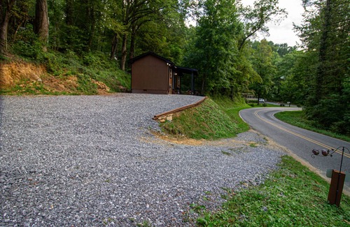 Robbinsville Cabina | The Lil House