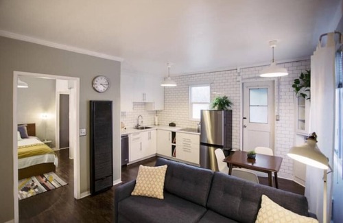 San Luis Obispo Apartamento | The Lincoln Street Cottage SANITIZED & SAFE!