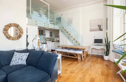 Kemptown Cabaña | The Little Beach House