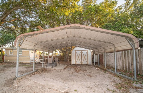 Flour Bluff Casa | The Little Coconut Cottage