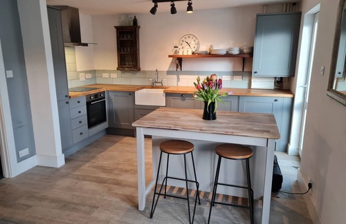 West Pennard Cabaña | The Little Cottage Annexe - Dog Friendly with Fields to Roam