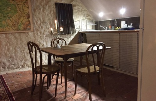 Chambourg-sur-Indre Cabaña | La casita en el jardín de flores