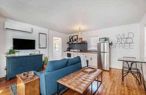 Mission Casa | The Little House: Casa completa - ¡Recientemente renovada!