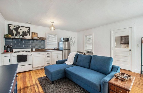 Mission Casa | The Little House: Casa completa - ¡Recientemente renovada!