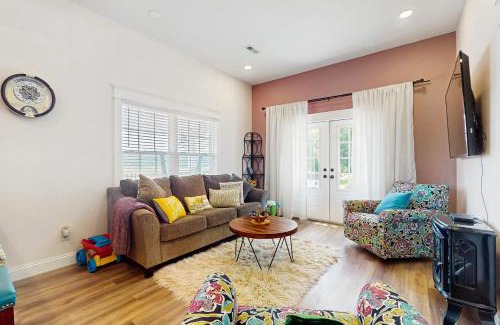 Seymour Casa | The Little House