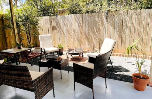 Albany Casa | The Little Southern Comfort