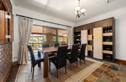 Molendinar Casa | The Lodge - A Great Stay